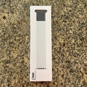 Solace braided loop Apple watch band, black, size large. New in box